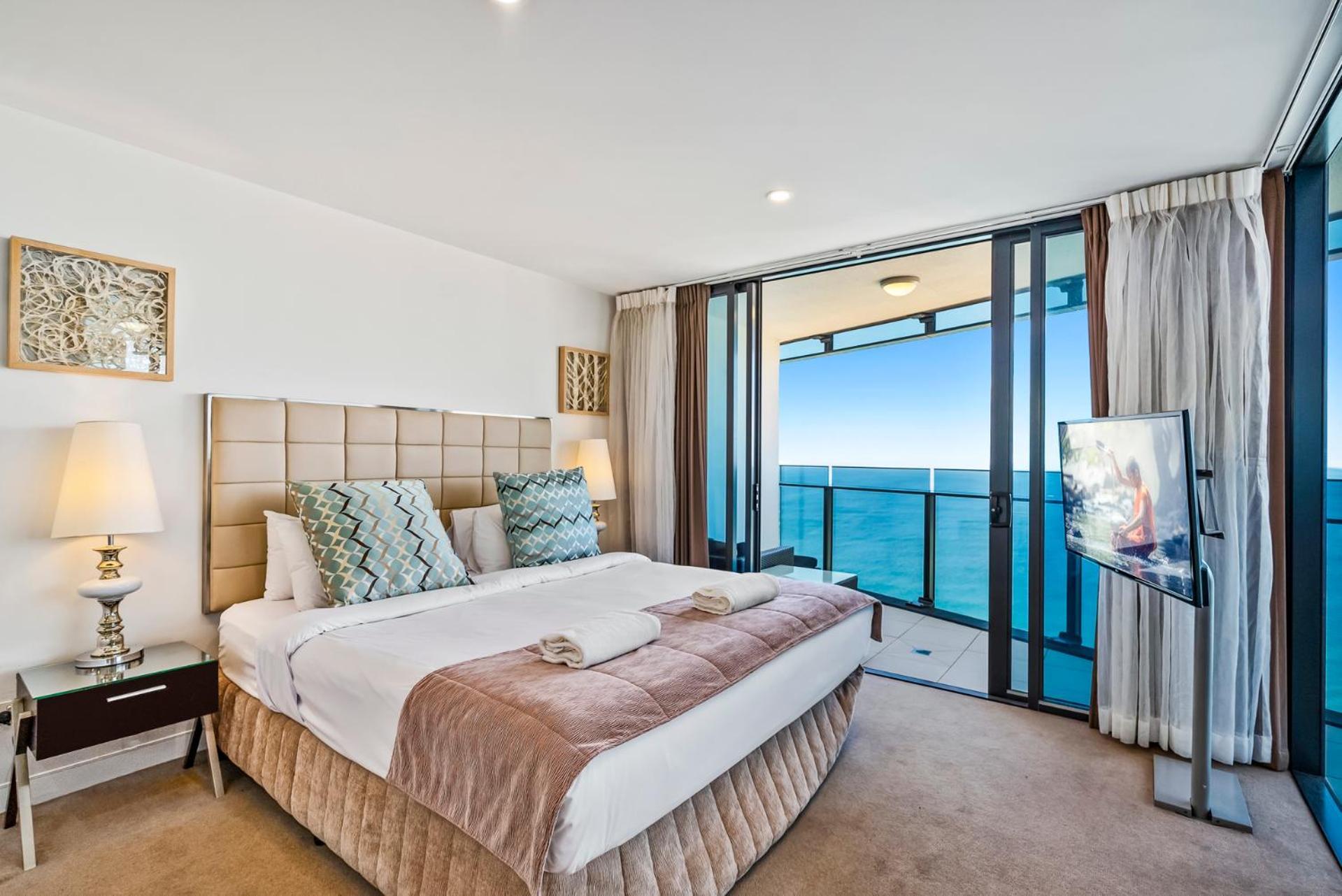 H Star Residences-- Paradise Stayz Apartment Gold Coast
