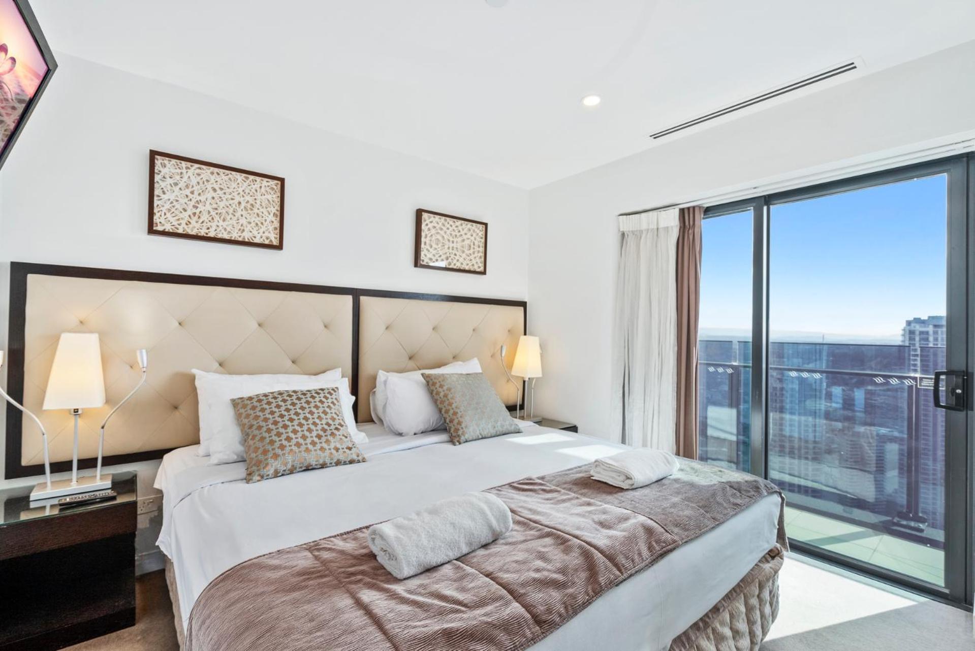 H Star Residences-- Paradise Stayz Apartment Gold Coast